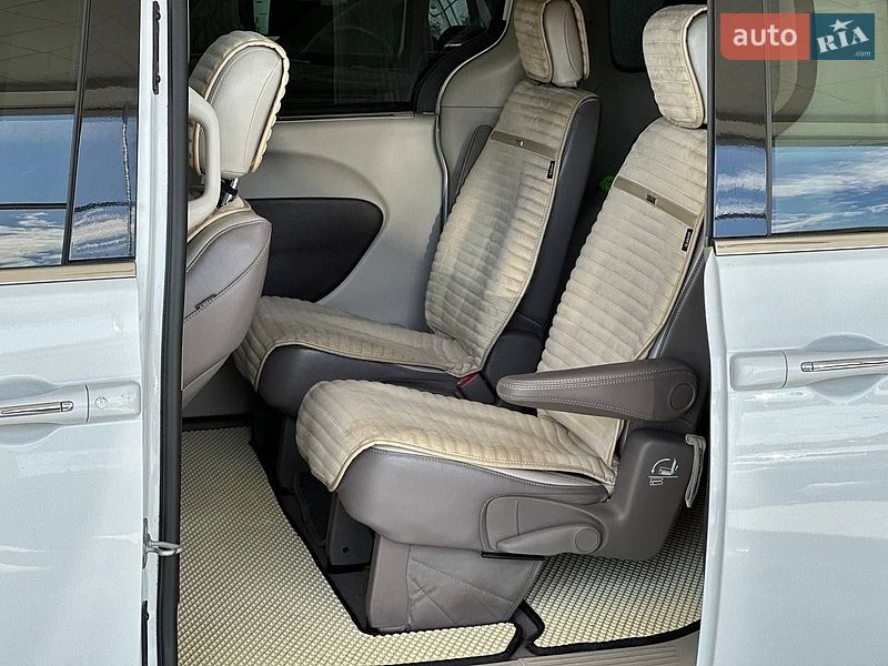 Мінівен Chrysler Pacifica 2017 в Одесі фото 14 Мінівен Chrysler Pacifica 2017 в Одесі