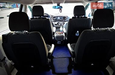 Минивэн Chrysler Pacifica 2018 в Черкассах фото 31 Минивэн Chrysler Pacifica 2018 в Черкассах