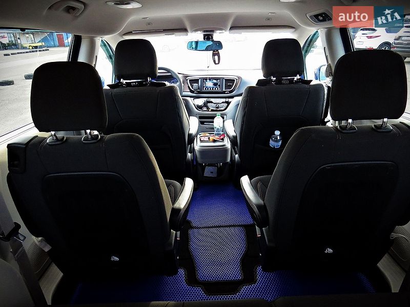 Минивэн Chrysler Pacifica 2018 в Черкассах фото 31 Минивэн Chrysler Pacifica 2018 в Черкассах