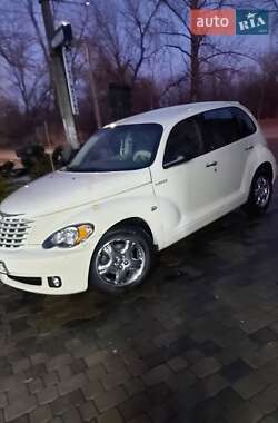 Хэтчбек Chrysler PT Cruiser 2006 в 
