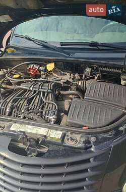 Хэтчбек Chrysler PT Cruiser 2001 в 