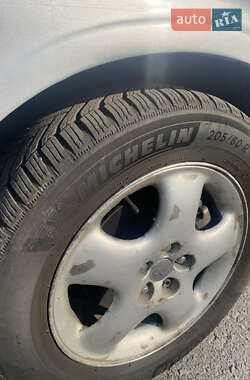 Хэтчбек Chrysler PT Cruiser 2000 в 