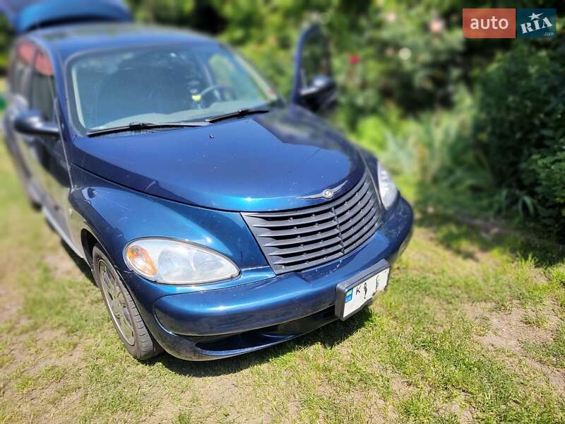 Хэтчбек Chrysler PT Cruiser 2004 в 