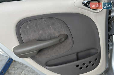 Хэтчбек Chrysler PT Cruiser 2001 в 