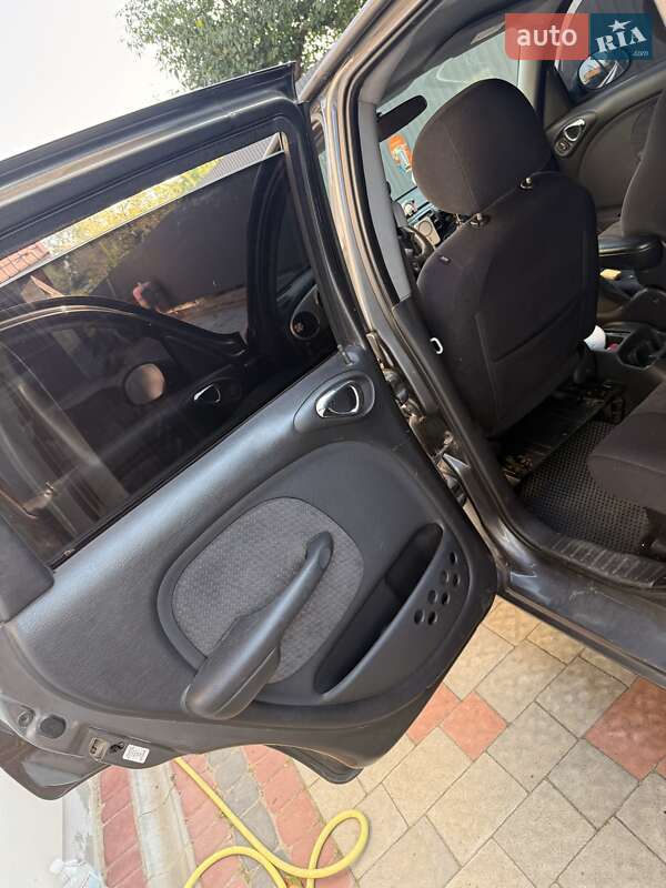 Хетчбек Chrysler PT Cruiser 2004 в Локачах