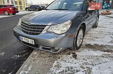 Седан Chrysler Sebring 2008 в Рівному