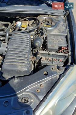 Седан Chrysler Sebring 2004 в 