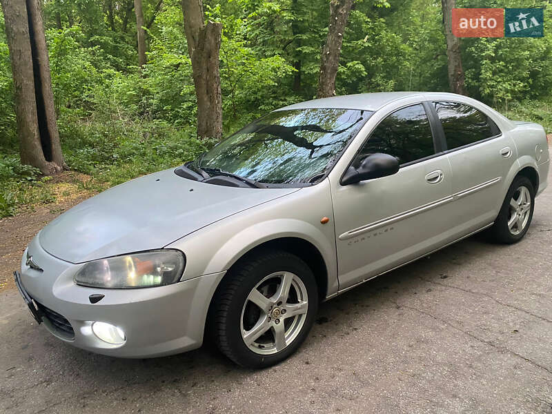 Седан Chrysler Sebring 2001 в Яготине