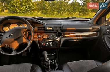 Седан Chrysler Sebring 2004 в 