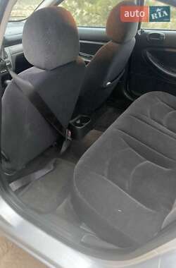 Седан Chrysler Sebring 2004 в 