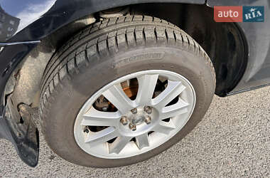 Седан Chrysler Sebring 2004 в 