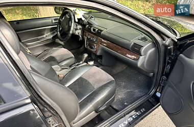Седан Chrysler Sebring 2004 в 