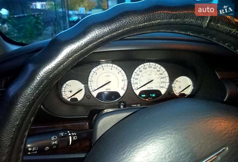 Седан Chrysler Sebring 2005 в Полтаве