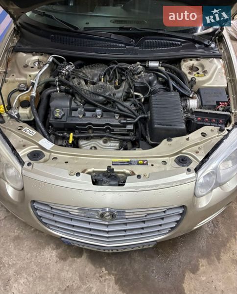 Седан Chrysler Sebring 2006 в Києві