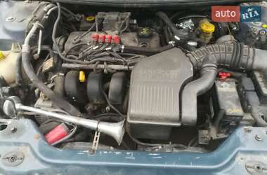 Седан Chrysler Stratus 1995 в 
