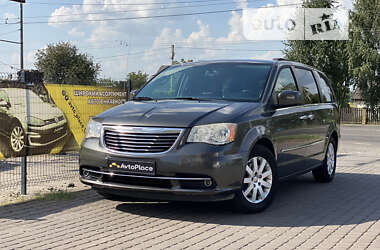 Минивэн Chrysler Town & Country 2016 в Луцке