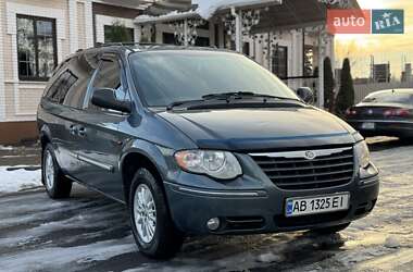 Минивэн Chrysler Town & Country 2005 в Виннице