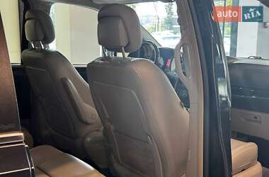 Мікровен Chrysler Town & Country 2012 в 