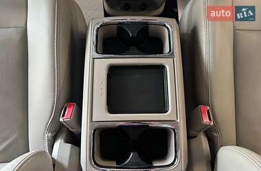 Мікровен Chrysler Town & Country 2012 в 
