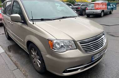 Мінівен Chrysler Town & Country 2013 в Києві