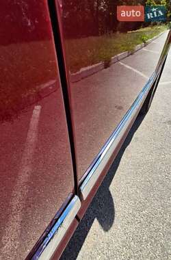 Минивэн Chrysler Town & Country 2013 в 