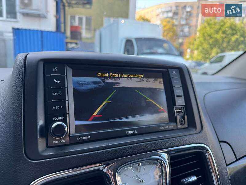 Мінівен Chrysler Town & Country 2014 в Одесі