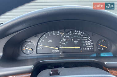 Седан Chrysler Vision 1993 в 