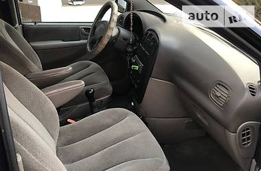 Мінівен Chrysler Voyager 2002 в 