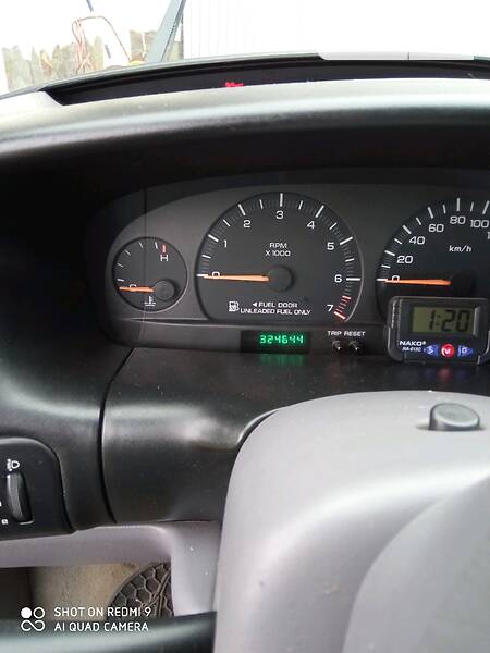 Минивэн Chrysler Voyager 1998 в Снятине