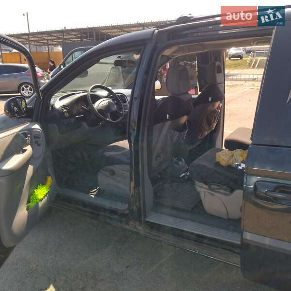 Минивэн Chrysler Voyager 2003 в Харькове фото 10 Минивэн Chrysler Voyager 2003 в Харькове