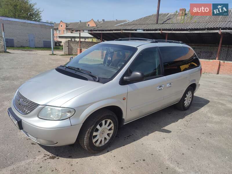 Минивэн Chrysler Voyager 2004 в Ковеле