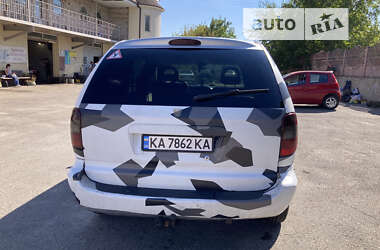 Минивэн Chrysler Voyager 2002 в 