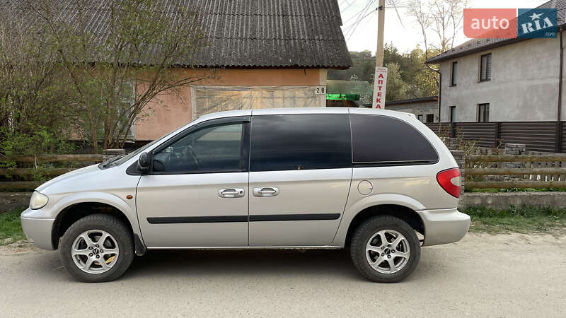 Минивэн Chrysler Voyager 2004 в Путиле фото 26 Минивэн Chrysler Voyager 2004 в Путиле