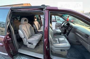 Внедорожник / Кроссовер Chrysler Voyager 2001 в Ковеле