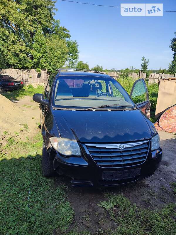 Мінівен Chrysler Voyager 2003 в Берегомету