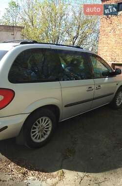 Мінівен Chrysler Voyager 2002 в Звягелі