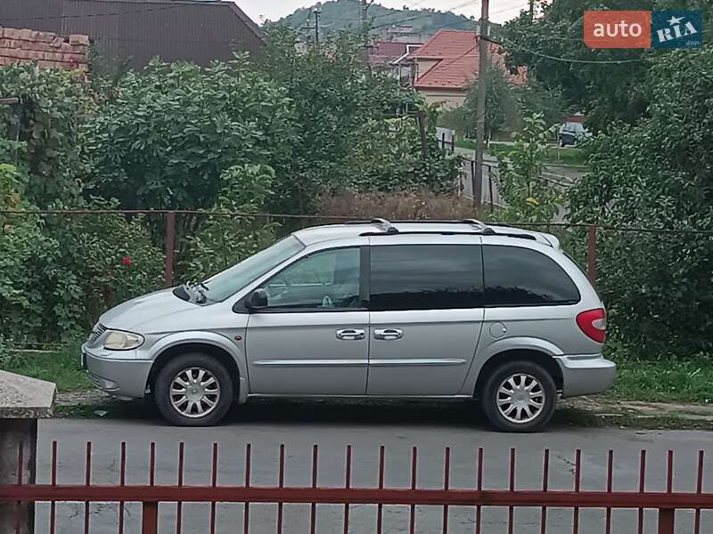 Chrysler Voyager 2003