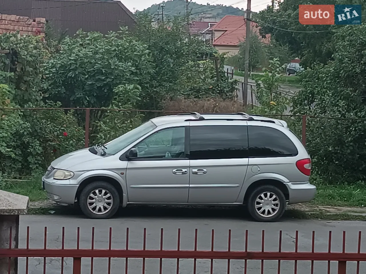 2020 Chrysler Voyager - мініатюра 15