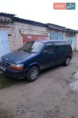 Минивэн Chrysler Voyager 1992 в 