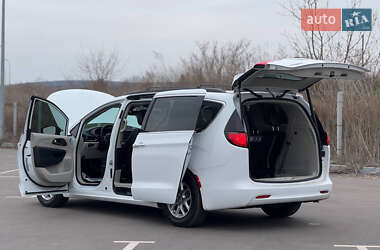 Минивэн Chrysler Voyager 2020 в Виннице