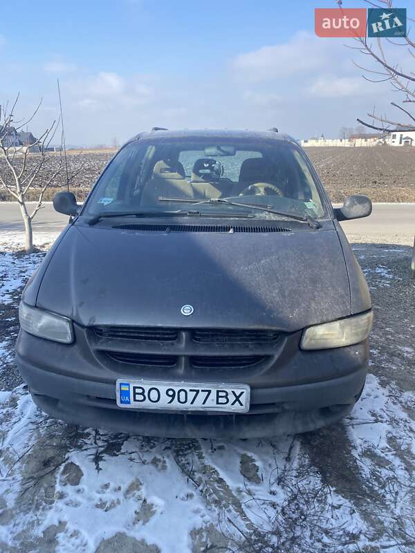 Chrysler Voyager 1998