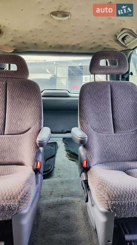 Мінівен Chrysler Voyager 2000 в Немирові