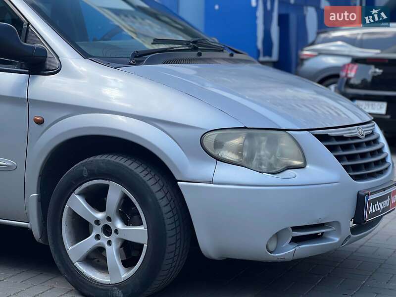 Минивэн Chrysler Voyager 2001 в Одессе