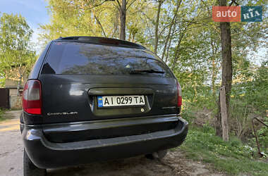 Минивэн Chrysler Voyager 2002 в 