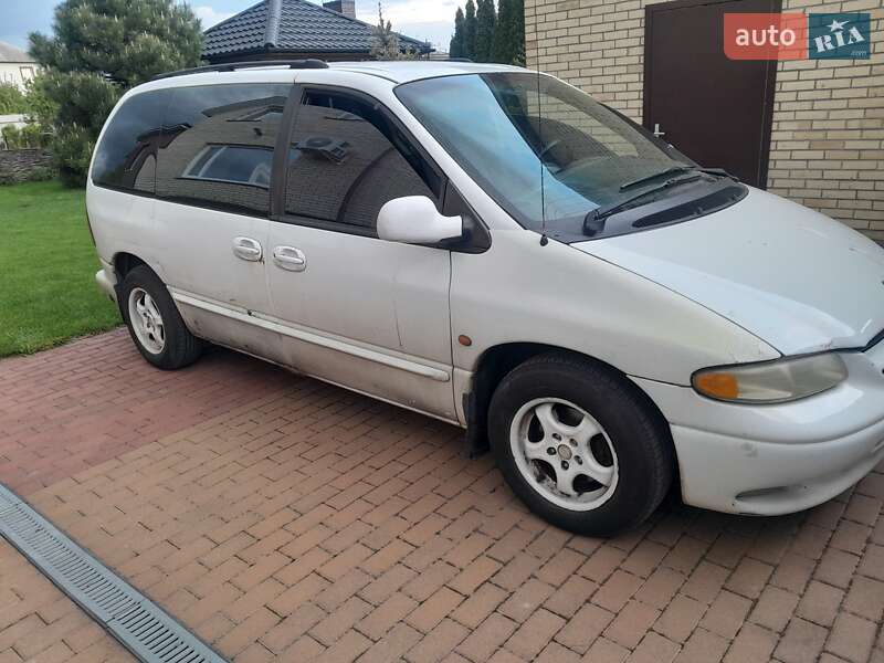 Chrysler Voyager 2000