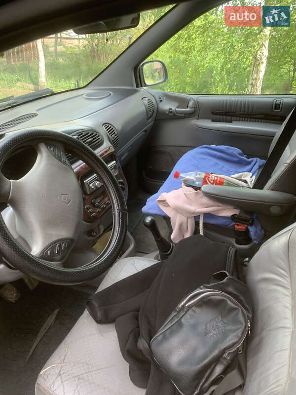 Универсал Chrysler Voyager 2000 в Самборе
