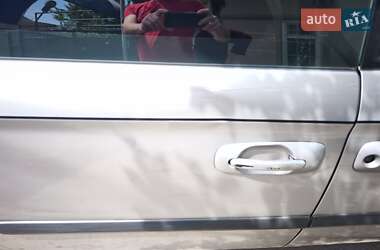 Минивэн Chrysler Voyager 2005 в 