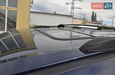 Минивэн Chrysler Voyager 2003 в 