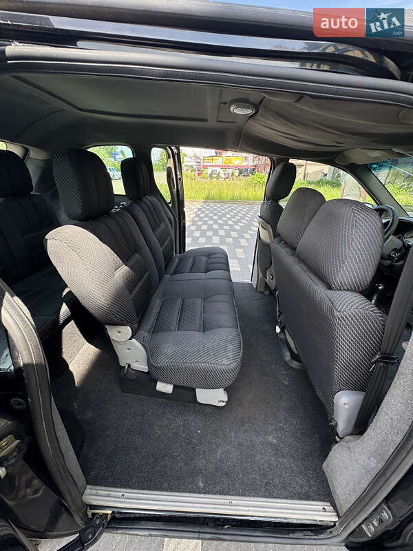 Минивэн Chrysler Voyager 2003 в Бедевле фото 7 Минивэн Chrysler Voyager 2003 в Бедевле