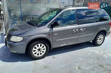 Минивэн Chrysler Voyager 2004 в Киеве